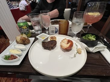 Review of Carnival Cruise Lines's Fahrenheit 555 Steakhouse