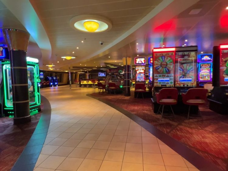 Cruise Ship Casino Tours - Tour and Walkthrough of Sunshine Casino on Cruise Ship Carnival Sunshine